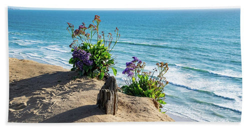 Shadows On The Sand - Bath Towel