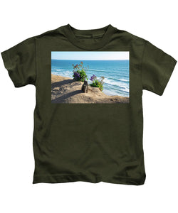 Shadows On The Sand - Kids T-Shirt