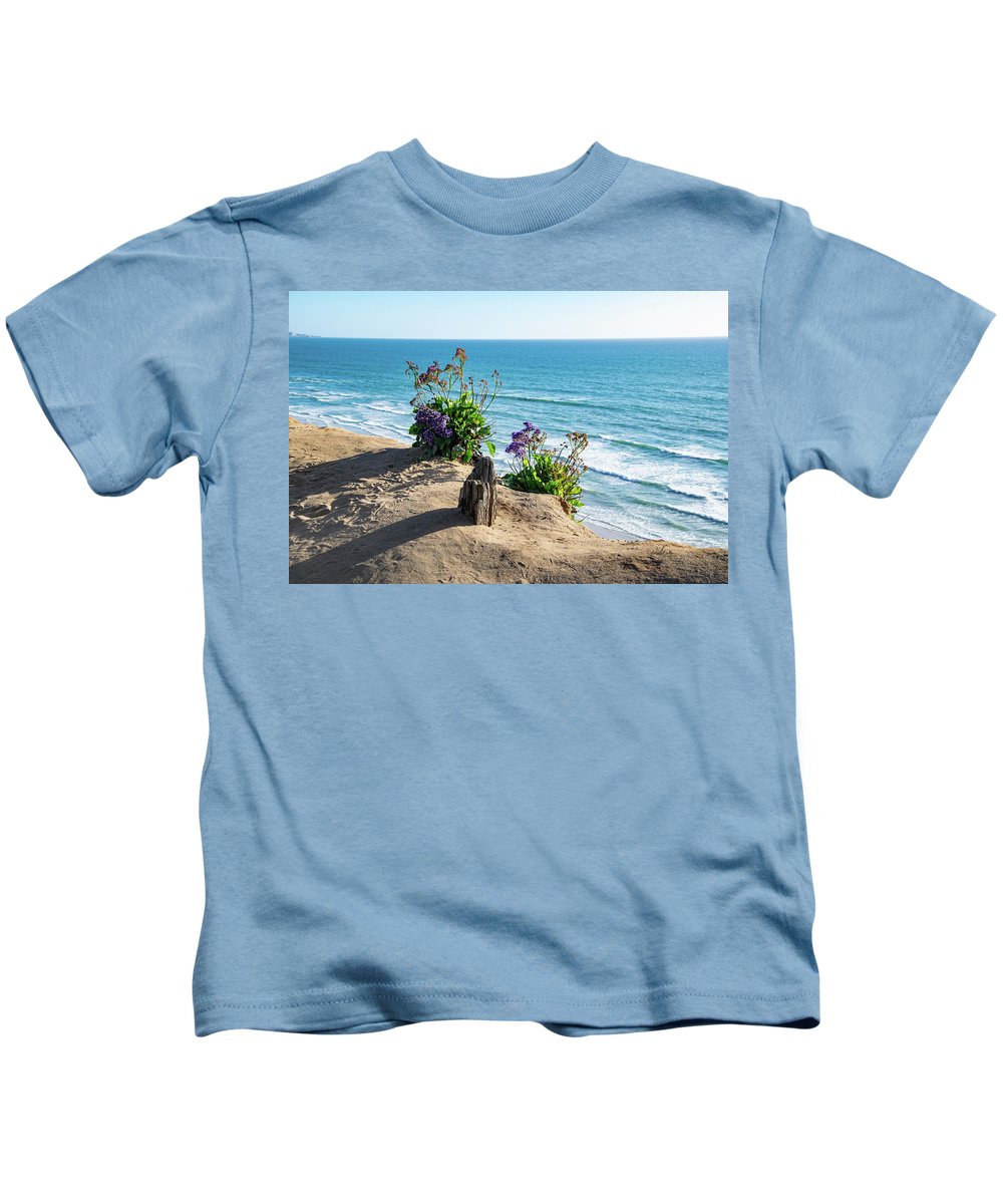 Shadows On The Sand - Kids T-Shirt